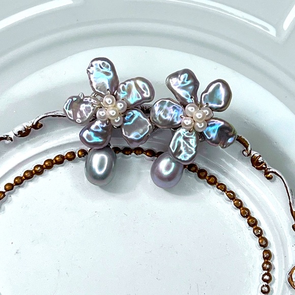Handmade Premium Freshwater Blue Keshi Pearl Flower 🌺 Earrings S925 SS Posts